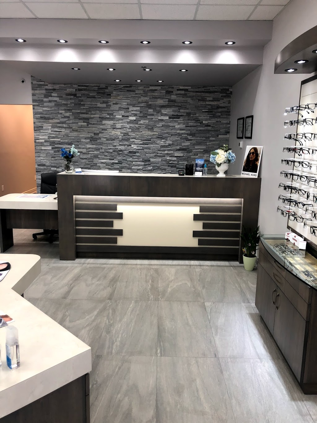 Millcreek Vision Care | 6400 Millcreek Dr Unit 4, Mississauga, ON L5N 3E7, Canada | Phone: (905) 821-9188