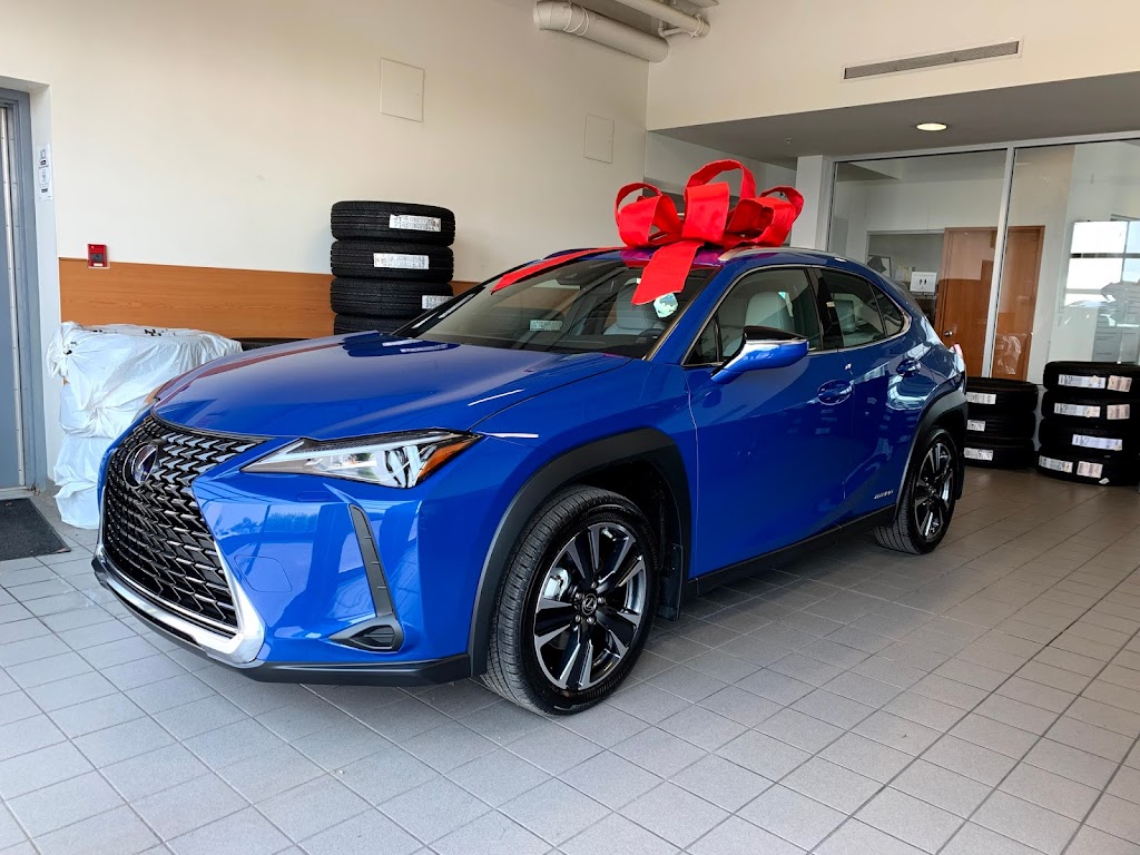 Spinelli Toyota Pointe-Claire | 10 Av. Auto Plaza, Pointe-Claire, QC H9R 3H9, Canada | Phone: (514) 694-1510
