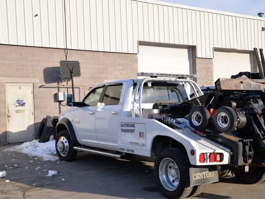 Tow Truck Now Services Ltd. Richmond | 12851 Bathgate Way Unit 7, Richmond, BC V6V 1Y5, Canada | Phone: (604) 359-5661