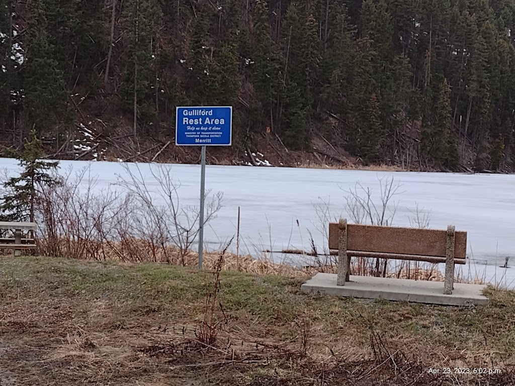 Gulliford Lake Rest Area | Princeton-Kamloops Hwy, Coalmont, BC V0X, Canada | Phone: (800) 550-4997