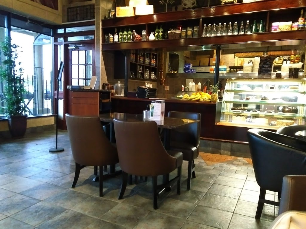 Symposium Cafe Restaurant & Lounge | 1500 Upper Middle Rd W, Oakville, ON L6M 3G3, Canada | Phone: (905) 847-2200