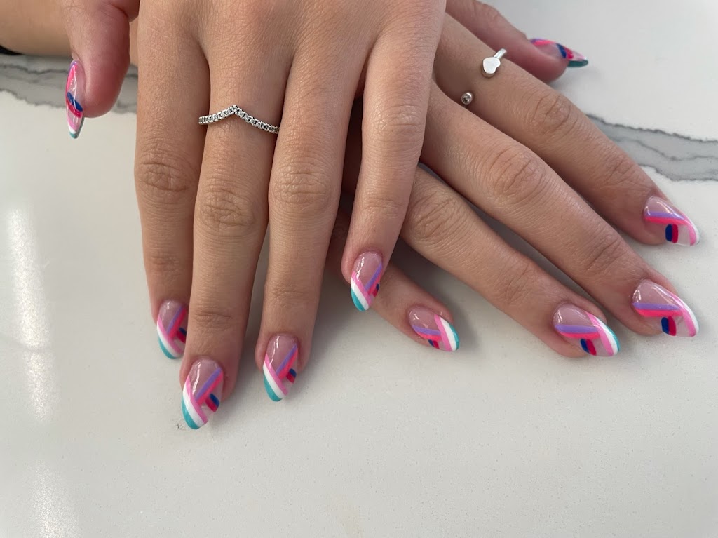 Oasis Nails & Spa | 2018 Oak Bay Ave, Victoria, BC V8R 1E4, Canada | Phone: (250) 590-4089