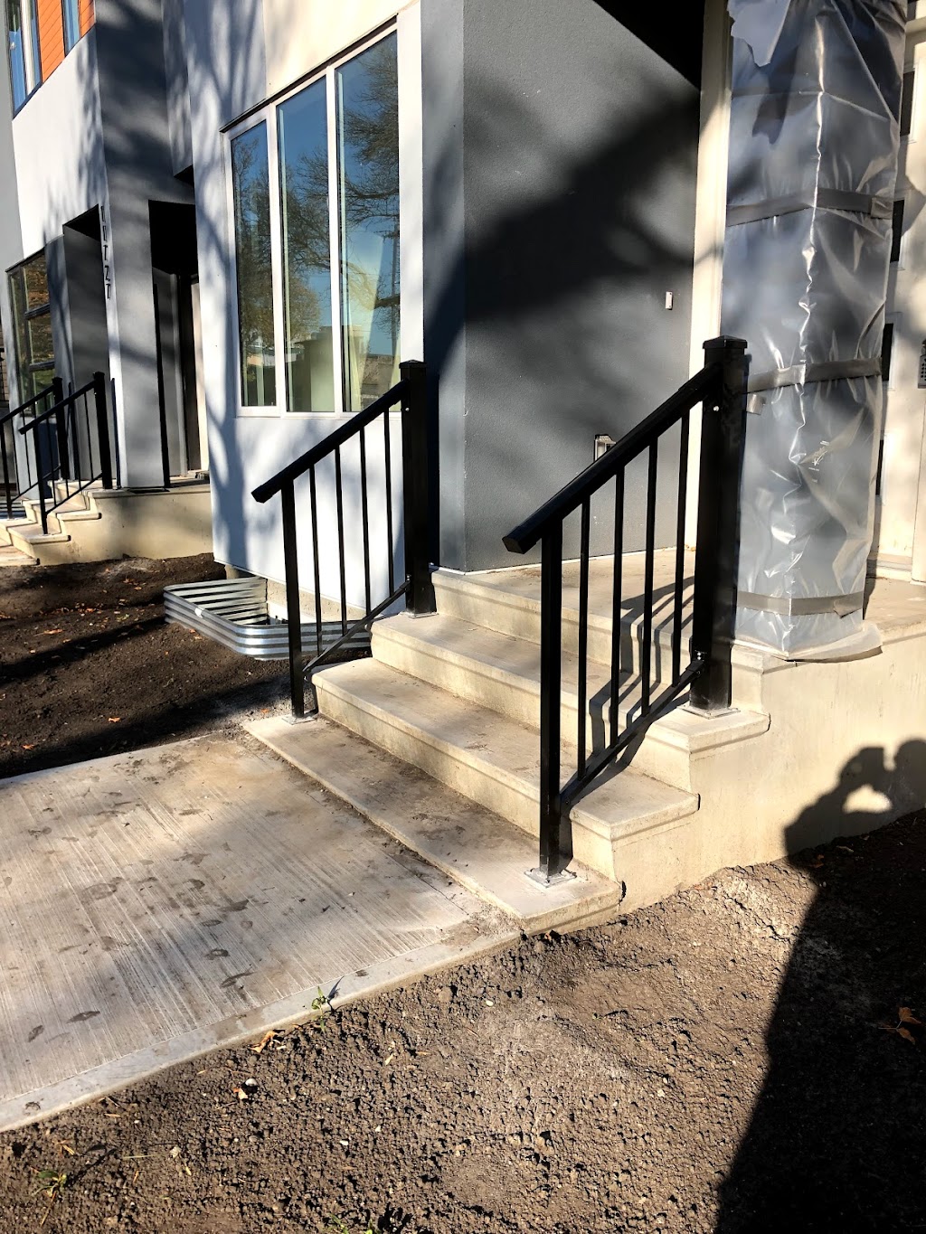 Rite-Way Railings | 9147 Cooper Cres SW, Southwest Edmonton, AB T6W 3K9, Canada | Phone: (780) 952-8057