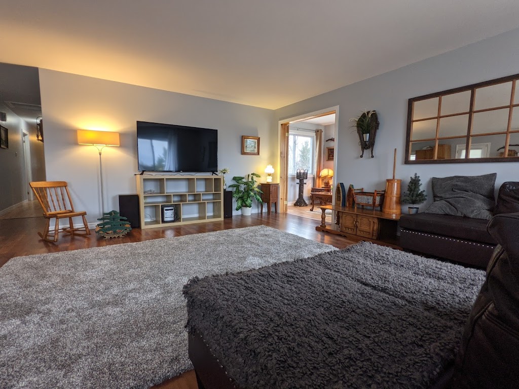 Alpine Lodge | 4983 Calabogie Rd, Calabogie, ON K0J 1H0, Canada | Phone: (613) 913-7454