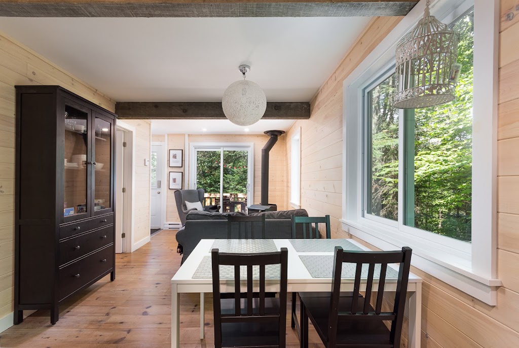 Chalets Chez lécureuil rêveur | 412 Rue du Lac Desnoyers, Saint-Calixte, QC J0K 1Z0, Canada | Phone: (514) 589-3465