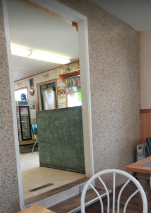 Papa Renes Pizzeria | 204 Main St, Spiritwood, SK S0J 2M0, Canada | Phone: (306) 883-3306