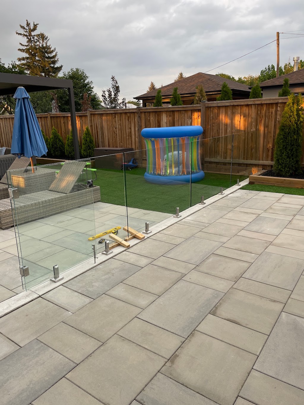 Vitrerie DREAMGLASS | 419 Chem. du Clocher, Saint-Jean-sur-Richelieu, QC J2Y 1A9, Canada | Phone: (514) 706-2727