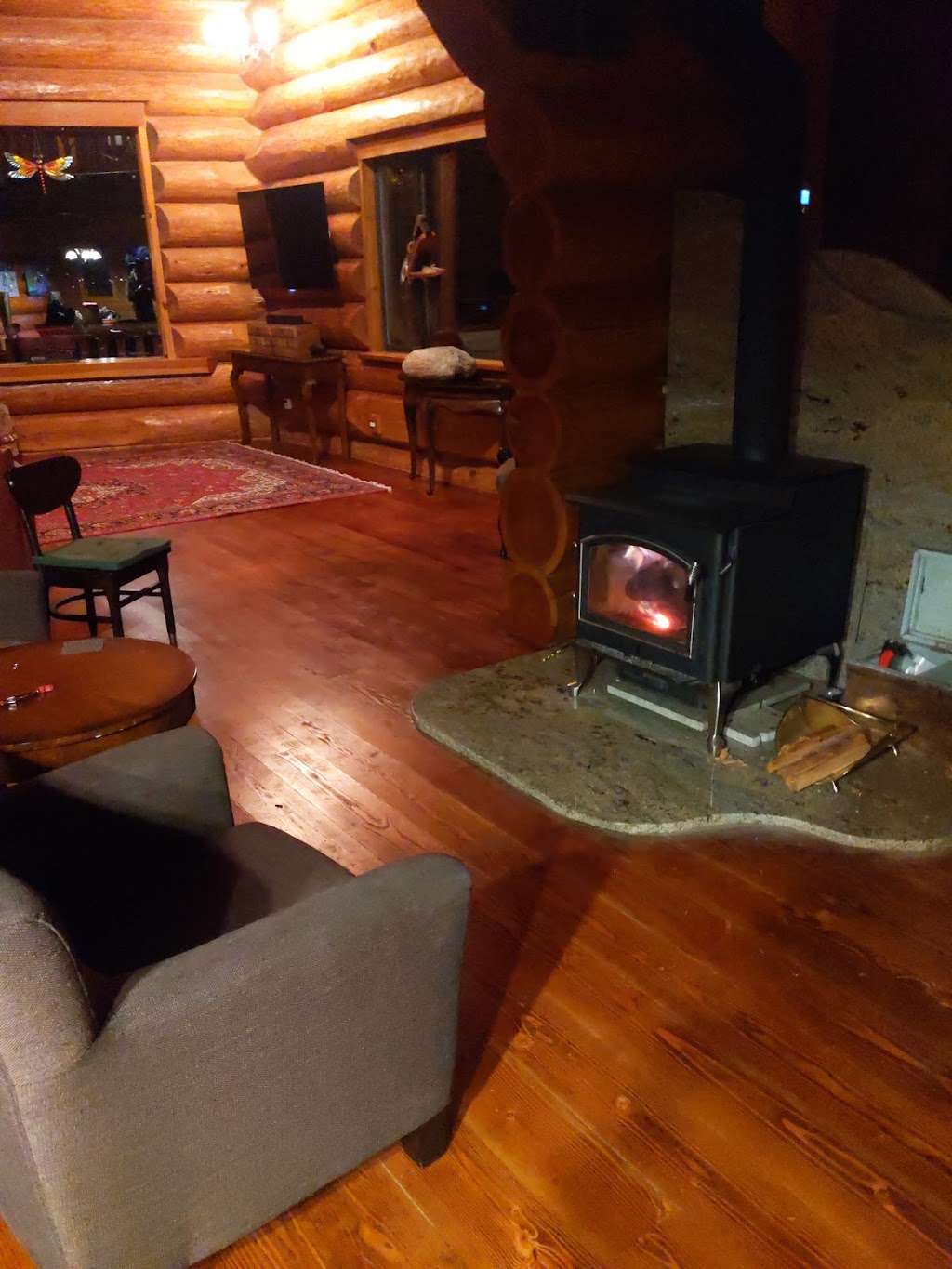 The Cabin at Marble Bay, Van Anda, BC | 1988 Marble Bay Rd, Van Anda, BC V0S 3K0, Canada | Phone: (250) 886-3723