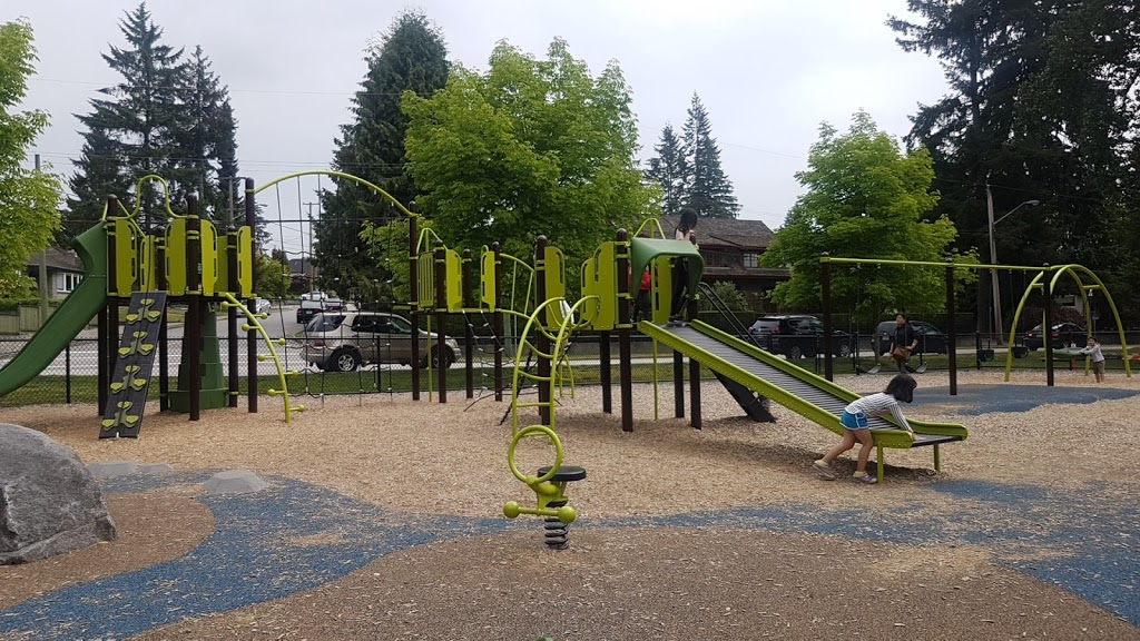 Como Lake Park | 700 Gatensbury St, Coquitlam, BC V3J 5G8, Canada | Phone: (604) 927-3000