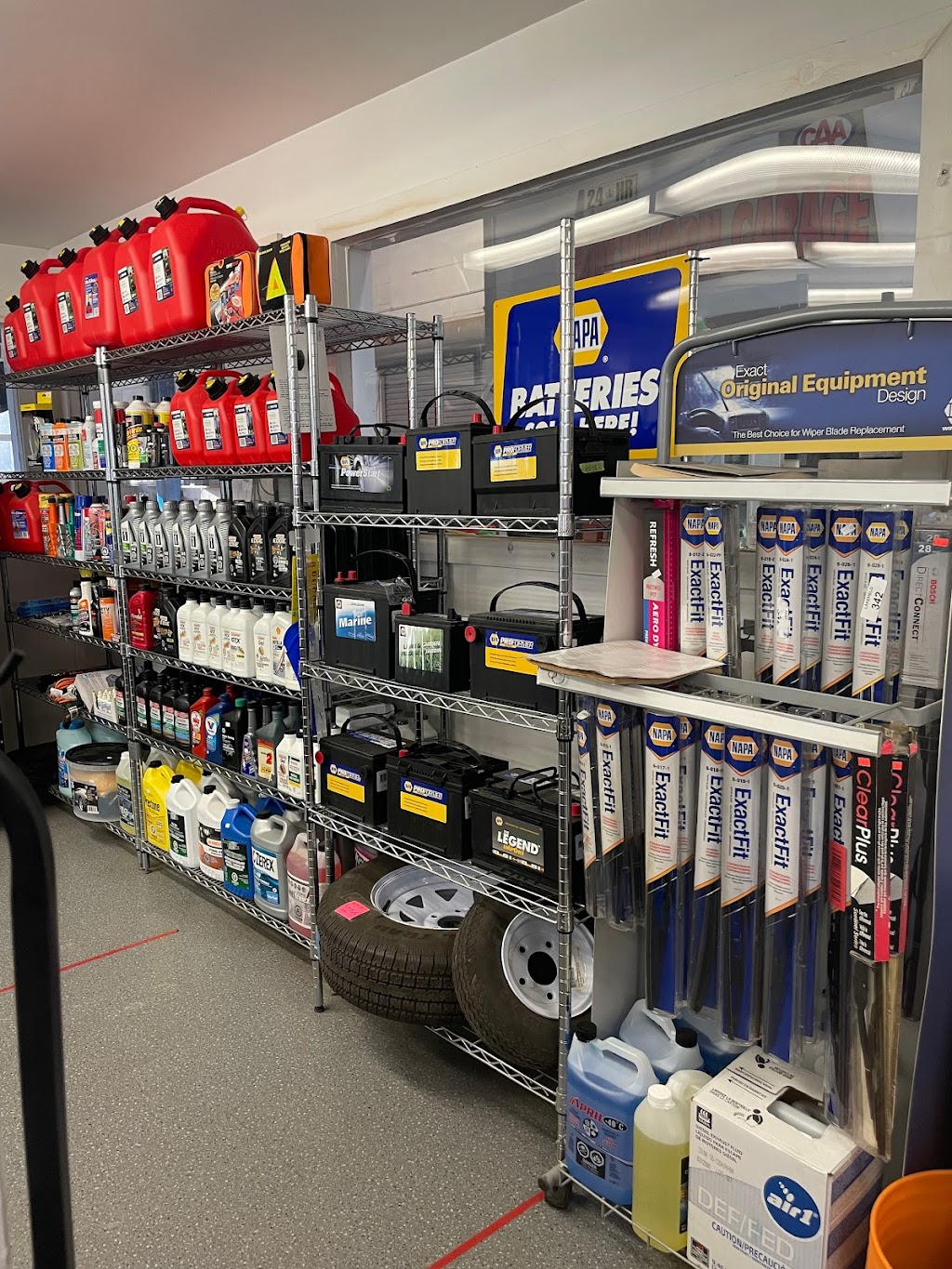 Jag gas and cottage country convenience store | 3192 Buckhorn Rd, Township Of Selwyn, ON K0L 2H0, Canada | Phone: (705) 657-8742