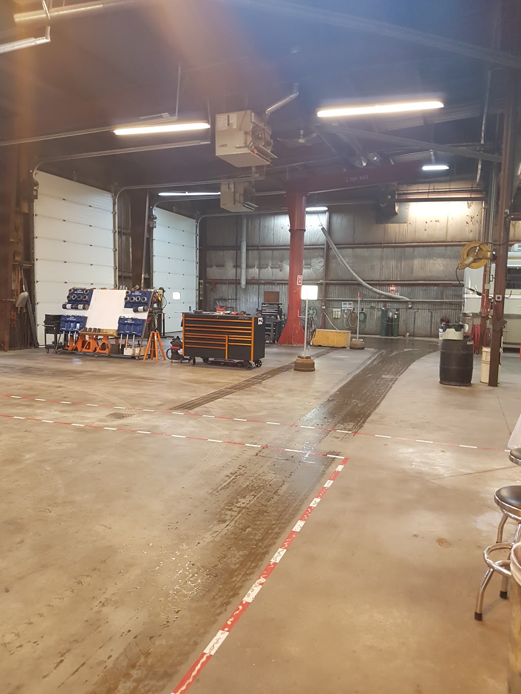 J & W Mechanical Fleet Services | 9416 40 St SE, Calgary, AB T2C 2P4, Canada | Phone: (403) 248-1696