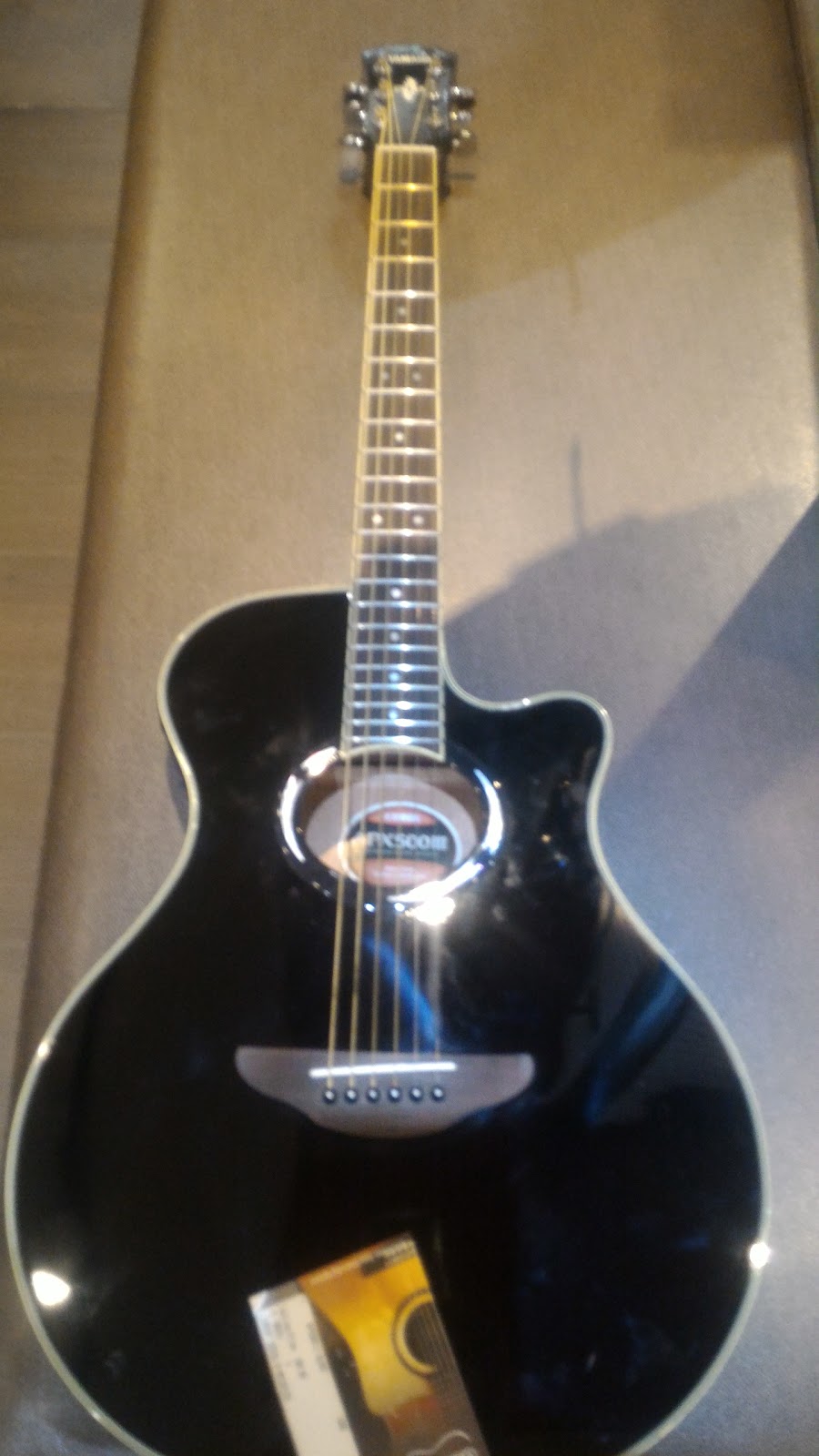 Guitarworks Inc | 602 16 Ave NW, Calgary, AB T2M 0J7, Canada | Phone: (403) 284-2866