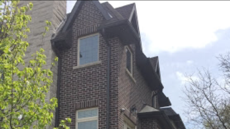 A1 Roofer-Roofing | 504 Bartholomew Dr, Newmarket, ON L3X 2E4, Canada | Phone: (647) 779-6627