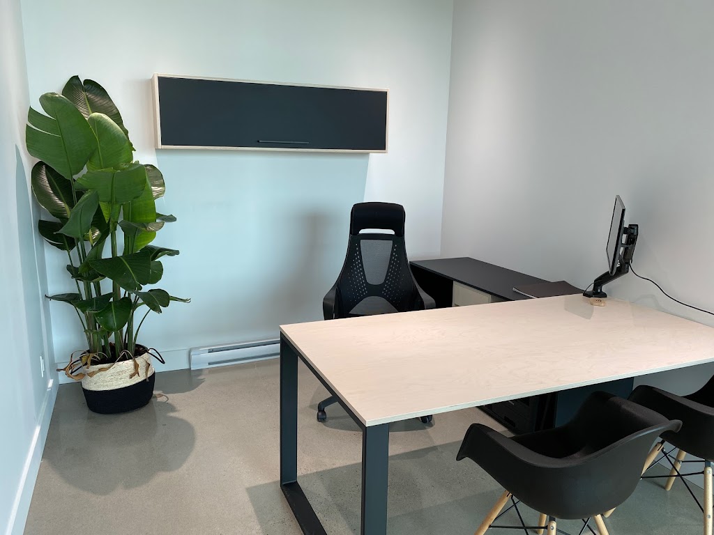 Nicolas Ouimet Expert du prêt | 17390 Rue Victor Bureau 202, Mirabel, QC J7J 1A7, Canada | Phone: (514) 892-2743
