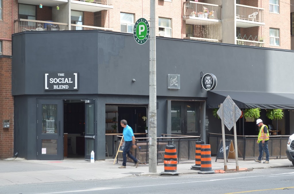 The Social Blend | 130 Eglinton Ave E, Toronto, ON M4P 2X9, Canada | Phone: (416) 484-9919