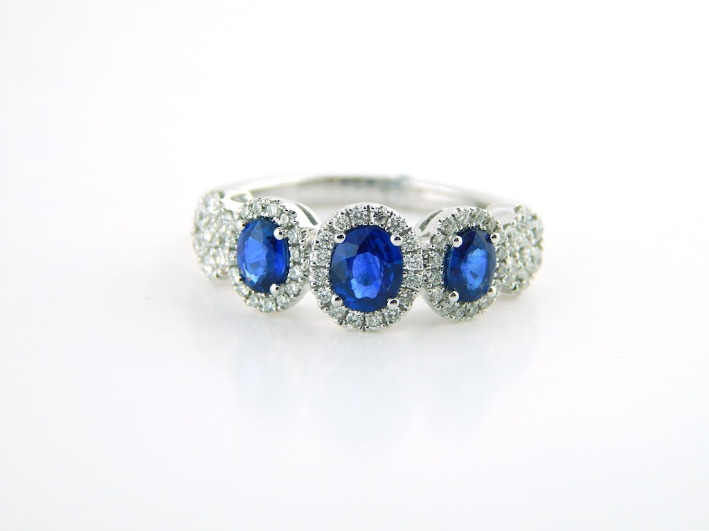 W. Smith & Co. Fine Jewellers | 116 Hampton Rd, Rothesay, NB E2E 2P9, Canada | Phone: (506) 216-2216