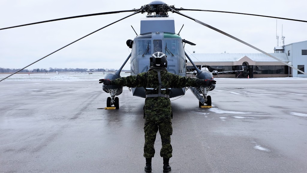 Executive Aviation Fuels Ltd | 2485 Aviation Ln, London, ON N5V 3Z9, Canada | Phone: (519) 453-5370