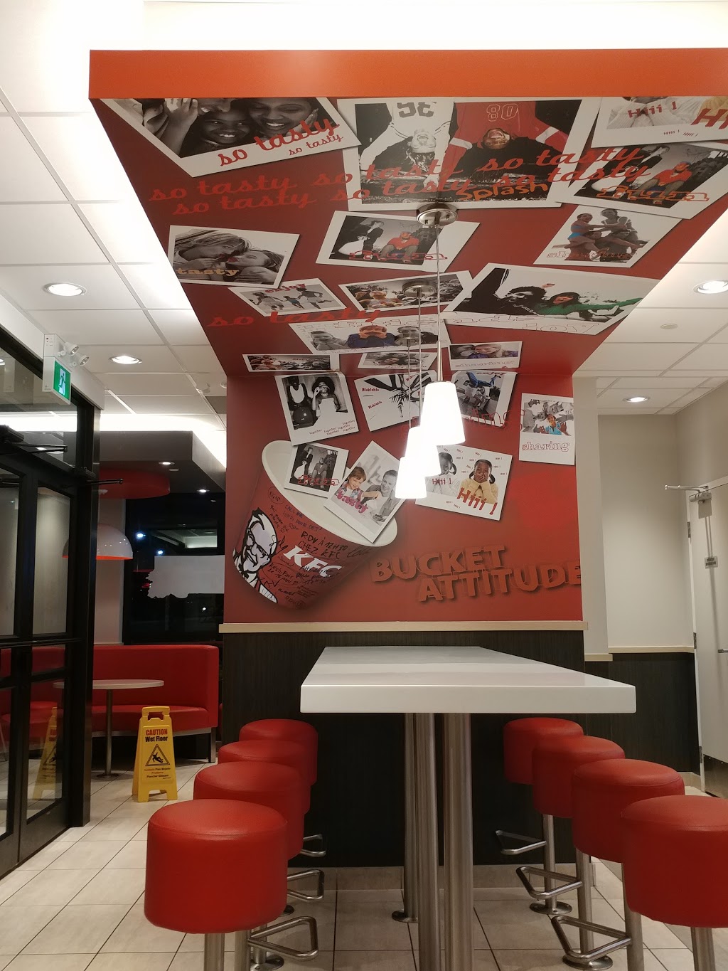 KFC | 4845 167 Ave, Edmonton, AB T5Y 0S4, Canada | Phone: (780) 473-2491