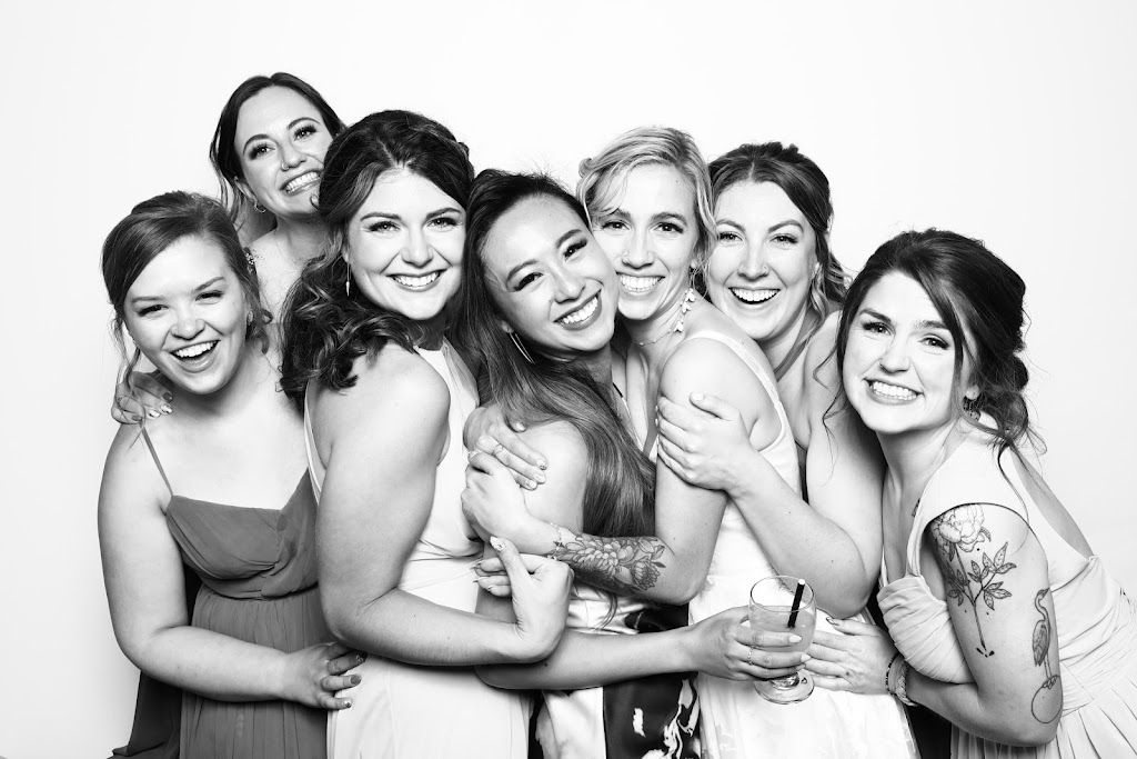 Pure Portrait | 302 Valley Brook Cir NW, Calgary, AB T3B 5S4, Canada | Phone: (403) 700-1792