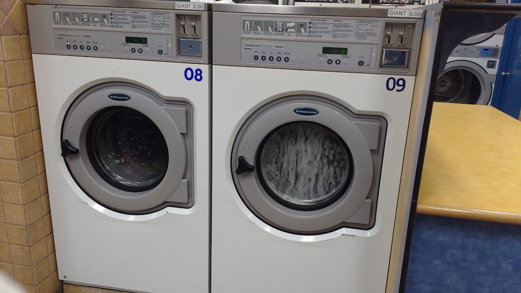 Rainbow Coin Laundry | 100 Halsey Ave, East York, ON M4B 1A9, Canada | Phone: (416) 757-0611