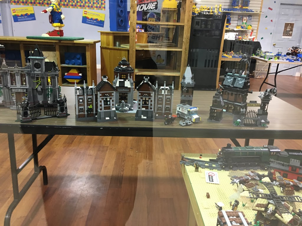 Toy Building Zone | St. Jacobs Outlets, 25 Benjamin Road East, Waterloo, ON N2V 2G8, Canada | Phone: (519) 746-5346