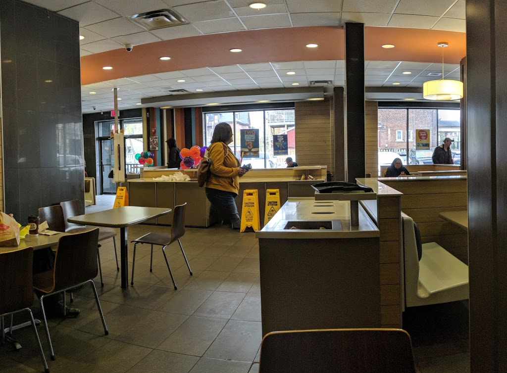 McDonald’s | 25 Joe Shuster Way, 1100 King St W, Toronto, ON M6K 0C7, Canada | Phone: (416) 532-8818