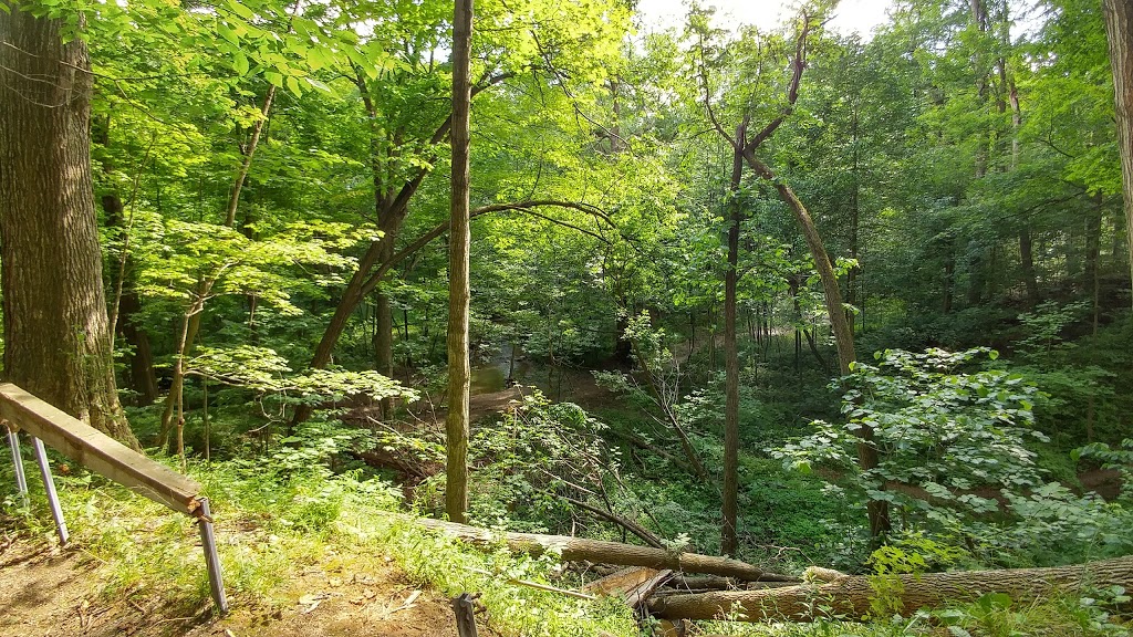 Monarch Woods Park | Highland West, Kitchener, ON N2N, Canada