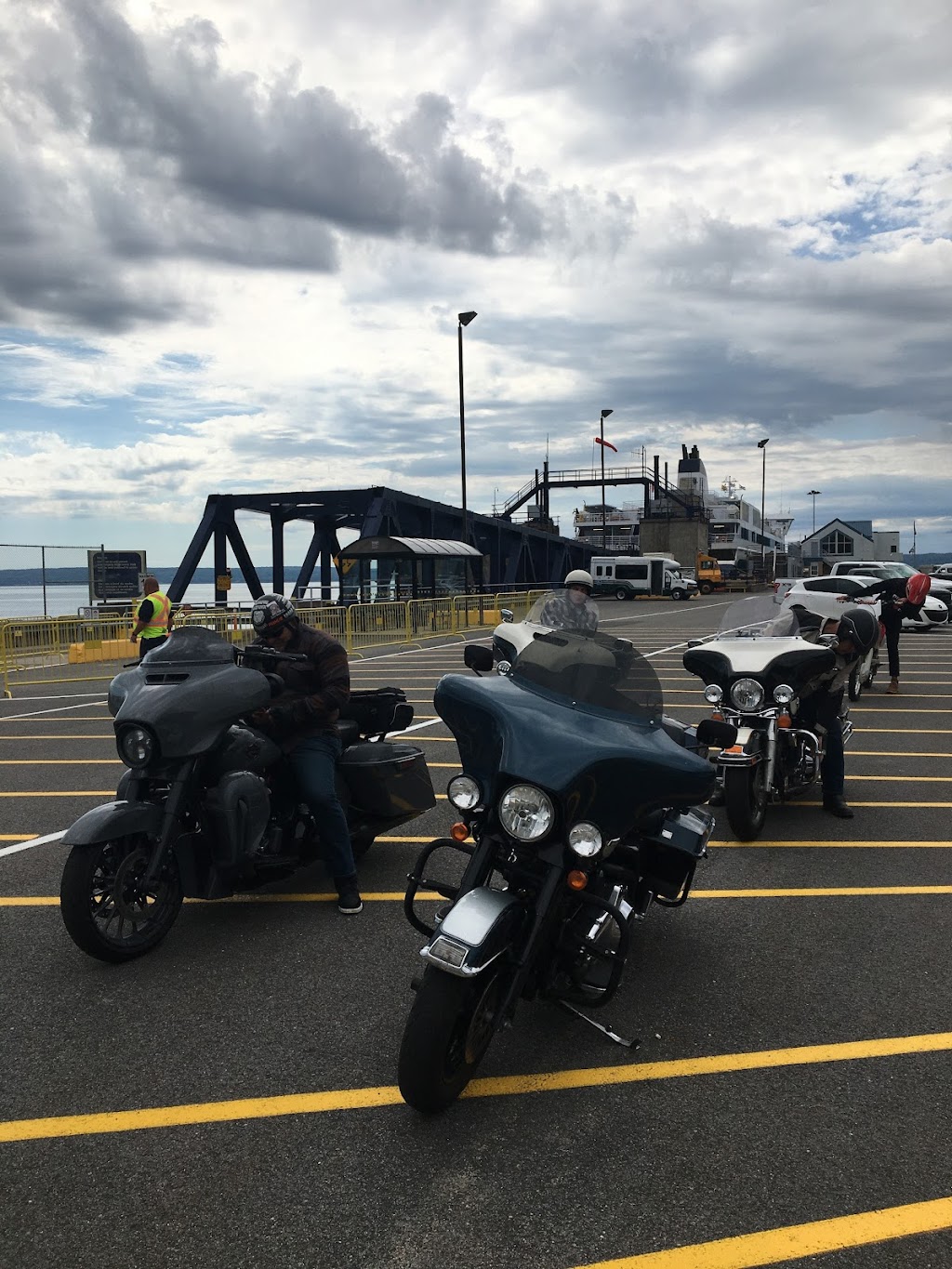 BFL Terminal | 680 Shore Rd, Digby, NS B0V 1A0, Canada | Phone: (902) 245-2116