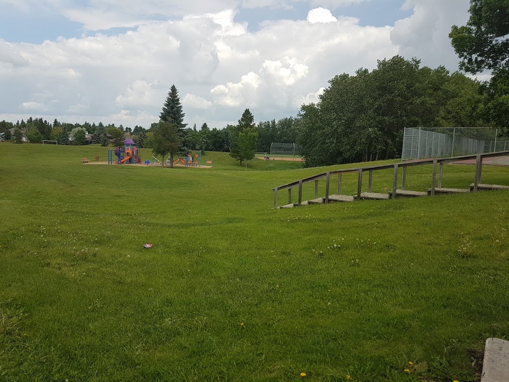 Willoughby Park Rink | 6 Willoughby Dr, St. Albert, AB T8N 3R3, Canada | Phone: (780) 459-1557