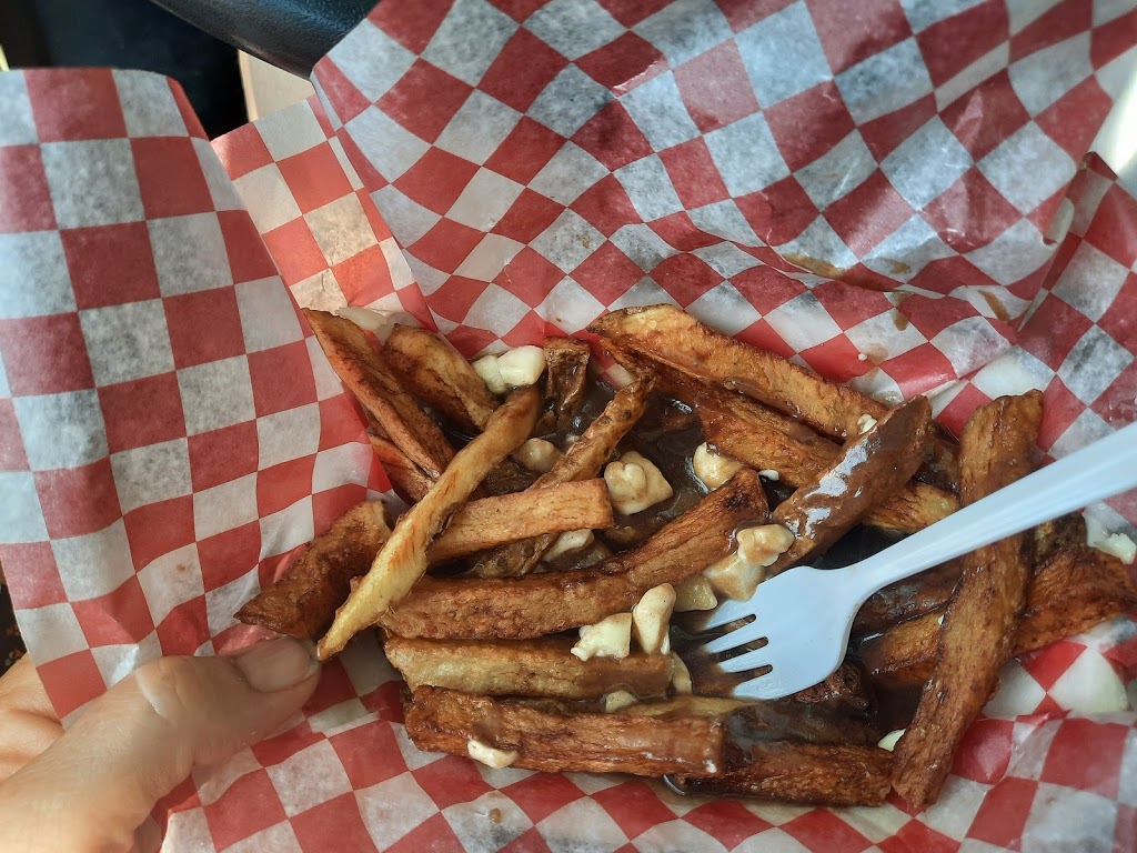 Js Place Chip Truck | County Road 29 &, ON-30, Trent Hills, ON K0K 1R0, Canada | Phone: (905) 872-0199