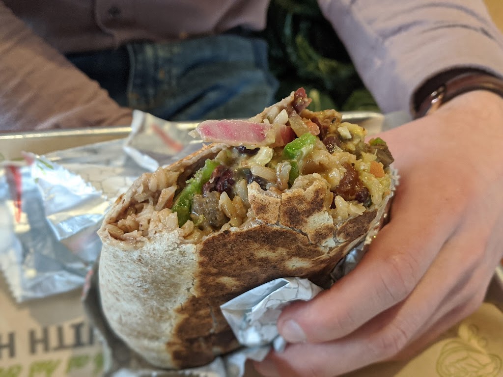 Mucho Burrito Fresh Mexican Grill | 80 Courtneypark Dr E, Mississauga, ON L5T 2Y3, Canada | Phone: (905) 461-0430