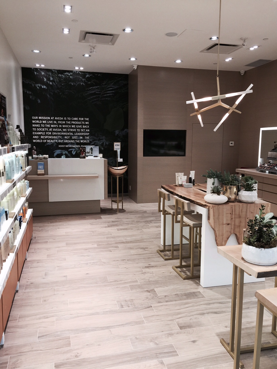 Aveda | 925 Main St #2, West Vancouver, BC V7T 1A1, Canada | Phone: (604) 913-0155