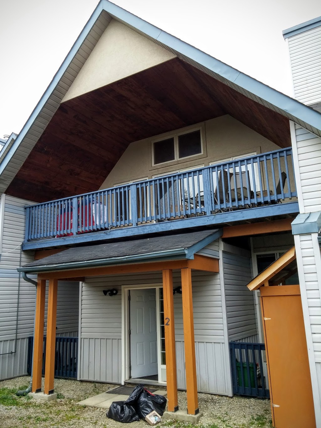 The Lodges at Blue Mountain - Chalets | 196 Tyrolean Ln, The Blue Mountains, ON L9Y 0N4, Canada | Phone: (877) 368-2583