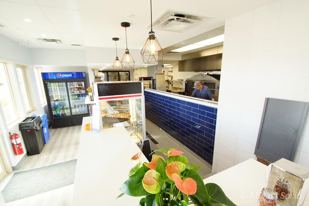 Bow Tie Pizza | 112 Mahogany St, Calgary, AB T3M 2R2, Canada | Phone: (403) 299-0000