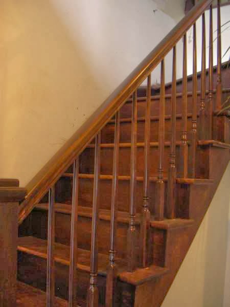 Escalier R.V. inc | 231Principale, Saint-Léon, QC J0K 2W0, Canada | Phone: (819) 692-2360