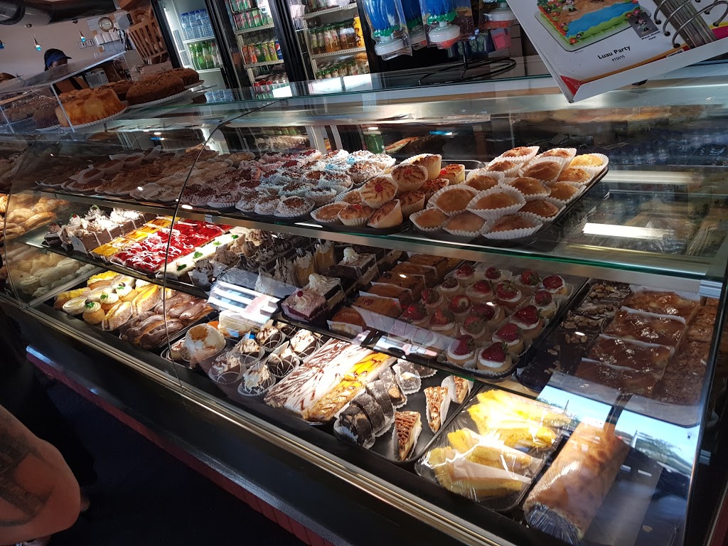 Caldense Bakery | 2406 Eglinton Ave W, York, ON M6M 1S6, Canada | Phone: (416) 657-1999