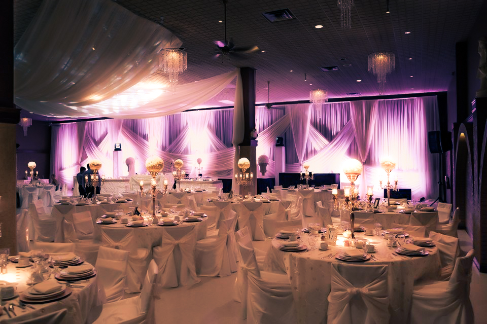 Club Lentinas | 250 National Rd, Chatham, ON N7M 5J5, Canada | Phone: (519) 355-0806