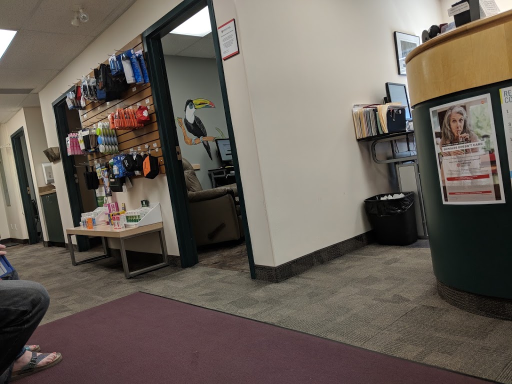 Bowmont Travel Clinic | 6535 Bowness Rd NW, Calgary, AB T3B 0E8, Canada | Phone: (403) 247-0787