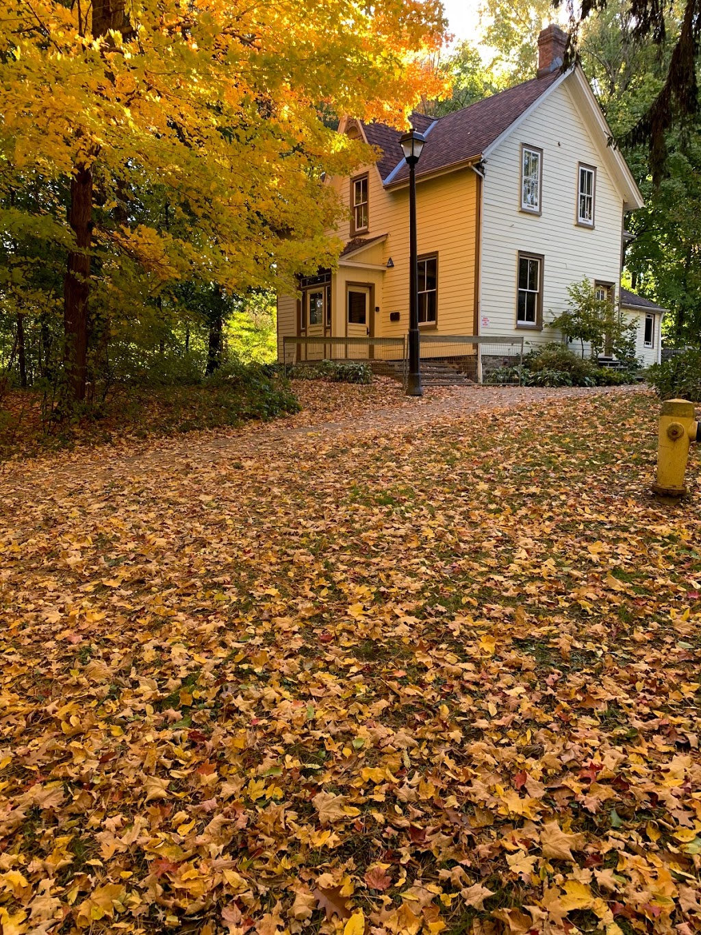 MacDonald House | Thornhill, ON L4J 1G3, Canada