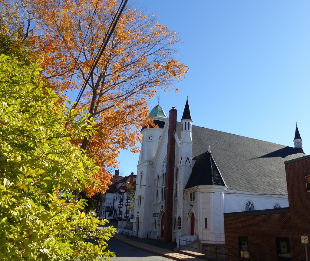 Central United Church | 136 Cumberland St, Lunenburg, NS B0J 2C0, Canada | Phone: (902) 634-4035