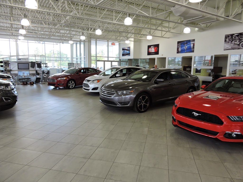 Chartrand Ford Inc - 1610 Boul Saint-Martin Est, Laval, QC H7G 4W6, Canada