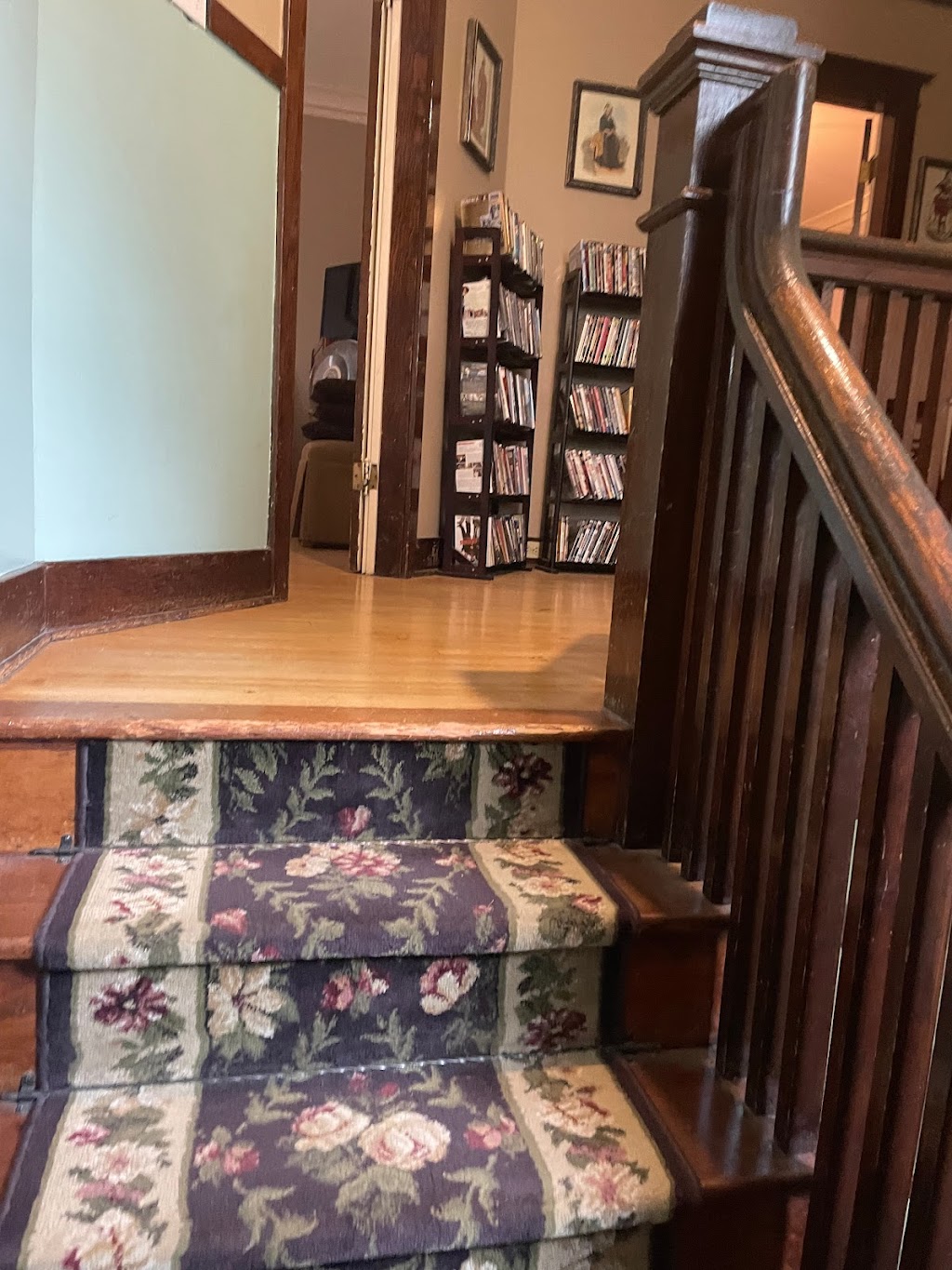 Clan Malcolm Manor | 5006 53 St, Killam, AB T0B 2L0, Canada | Phone: (780) 384-2788