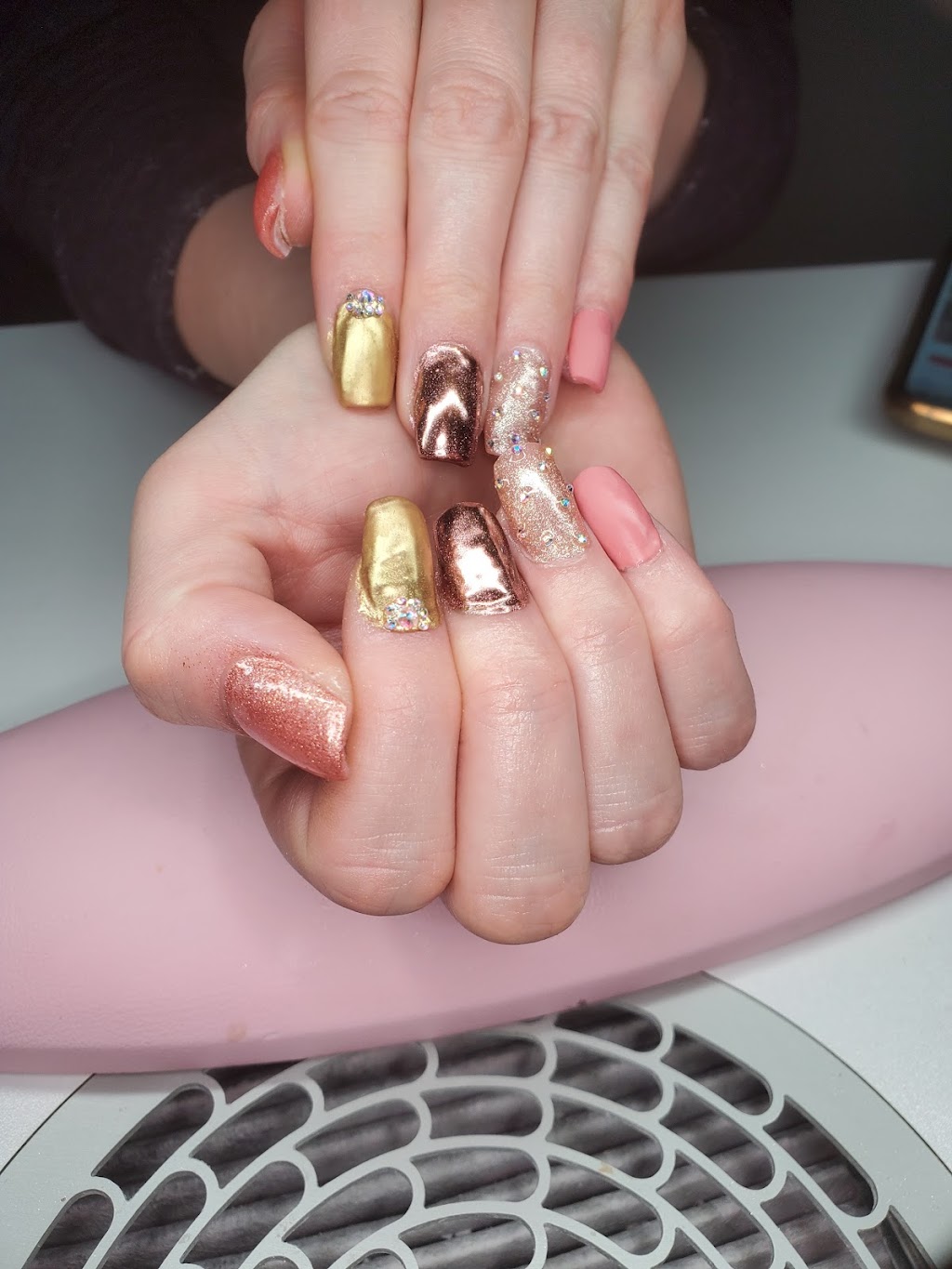 La Peche Nail and Bodyworks | 3908 55 St NW, Edmonton, AB T6L 1C2, Canada | Phone: (780) 919-0361