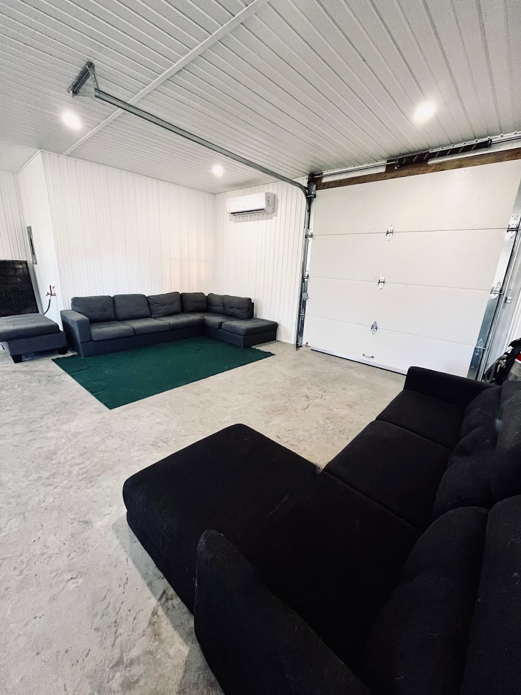 La belle et ses bêtes | 683 QC-263, Disraeli, QC G0N 1E0, Canada | Phone: (819) 806-5538