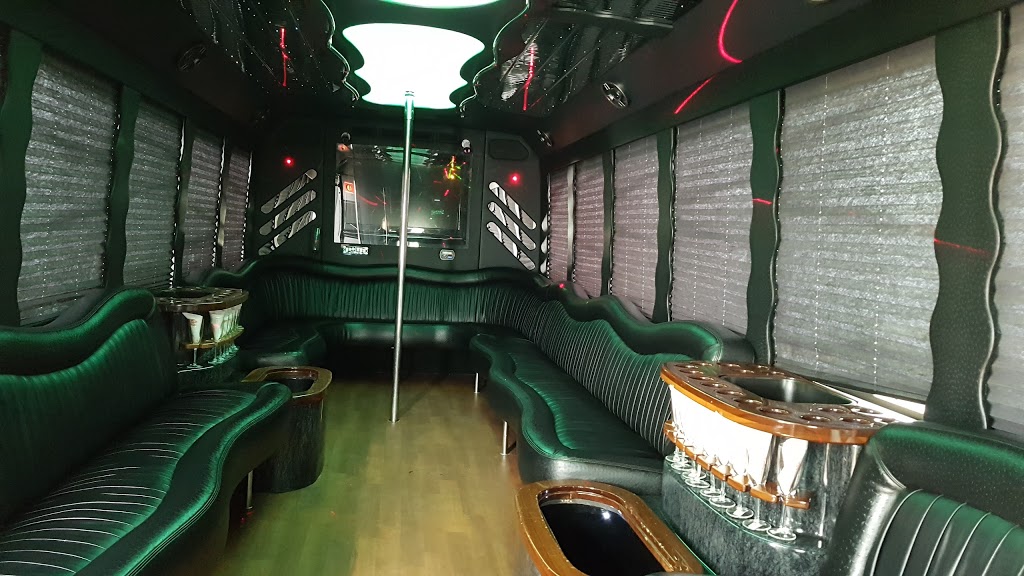 Apex Limousine & Car Services | 1076 James Crescent NW, Edmonton, AB T6L 6P6, Canada | Phone: (780) 466-0406