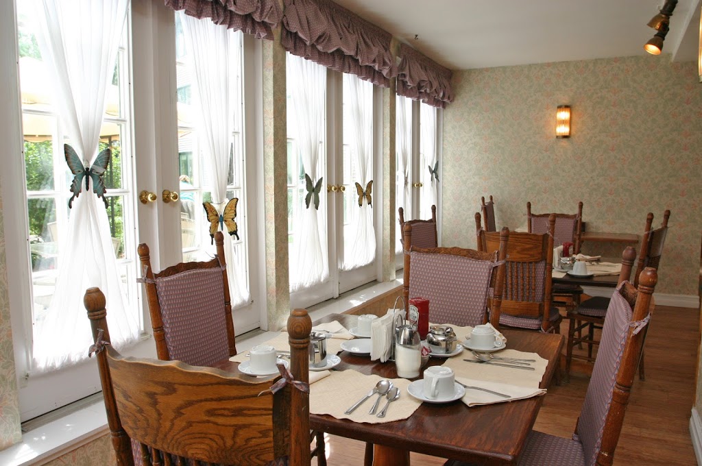 Revera William Place Retirement Residence | 140 William St N, Lindsay, ON K9V 5R4, Canada | Phone: (705) 328-1016