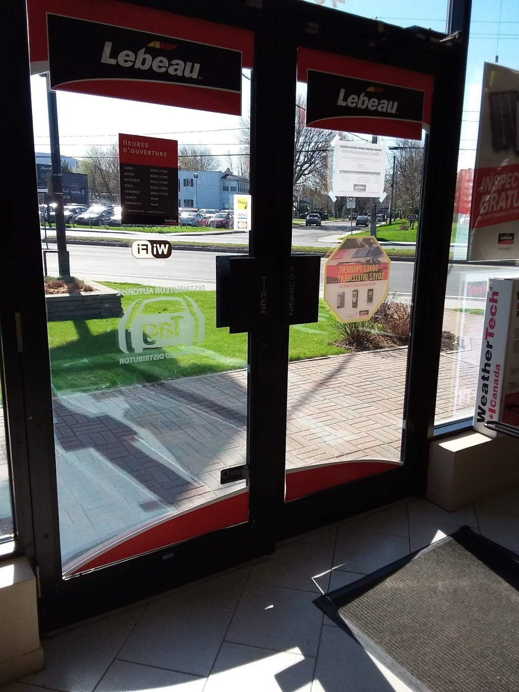 Lebeau Vitres dautos | 100 Boulevard Sir-Wilfrid-Laurier, Beloeil, QC J3G 4G3, Canada | Phone: (450) 467-9475