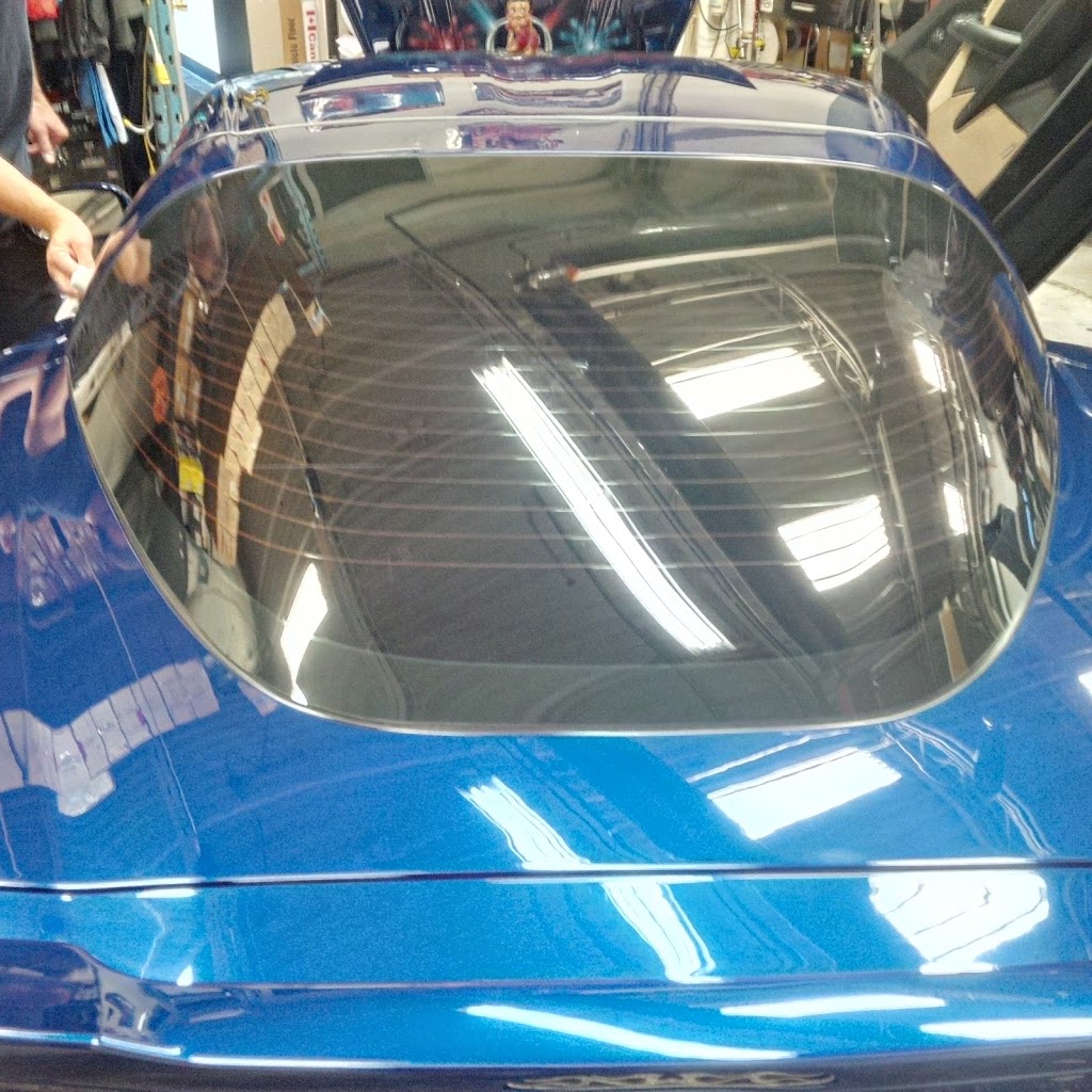 Tint Master Of Canada | 6033 Shawson Dr #9, Mississauga, ON L5T 1H8, Canada | Phone: (905) 670-5181