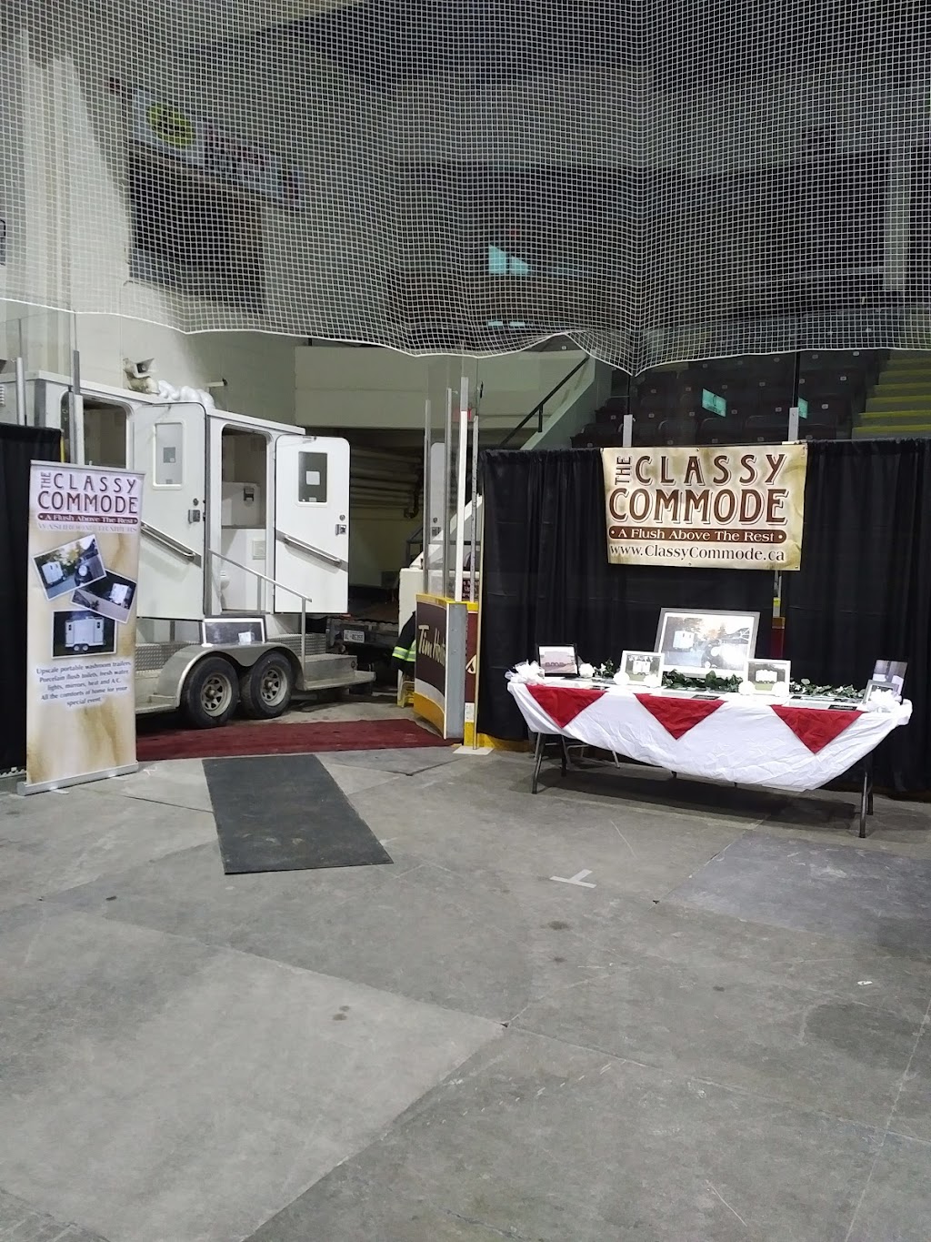 Classy Commode | 3156 Lakefield Rd, Peterborough, ON K9J 6X5, Canada | Phone: (705) 652-0052