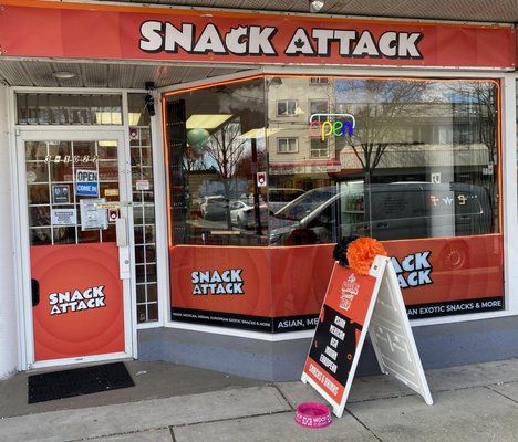 Snack Attack | 1022 Kingsway Unit #3, Vancouver, BC V5V 3C6, Canada | Phone: (604) 674-0898